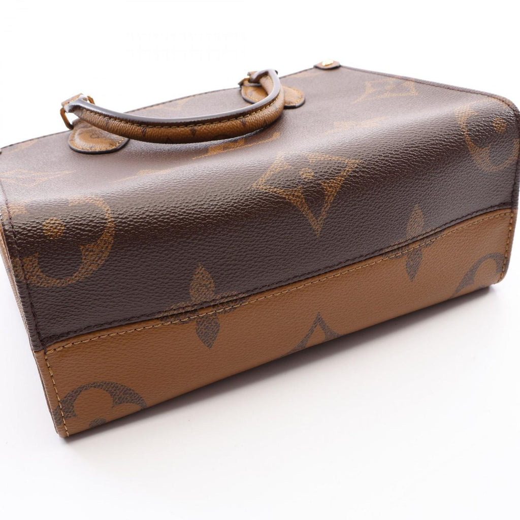 Louis Vuitton Handbag On The Go PM — view 6