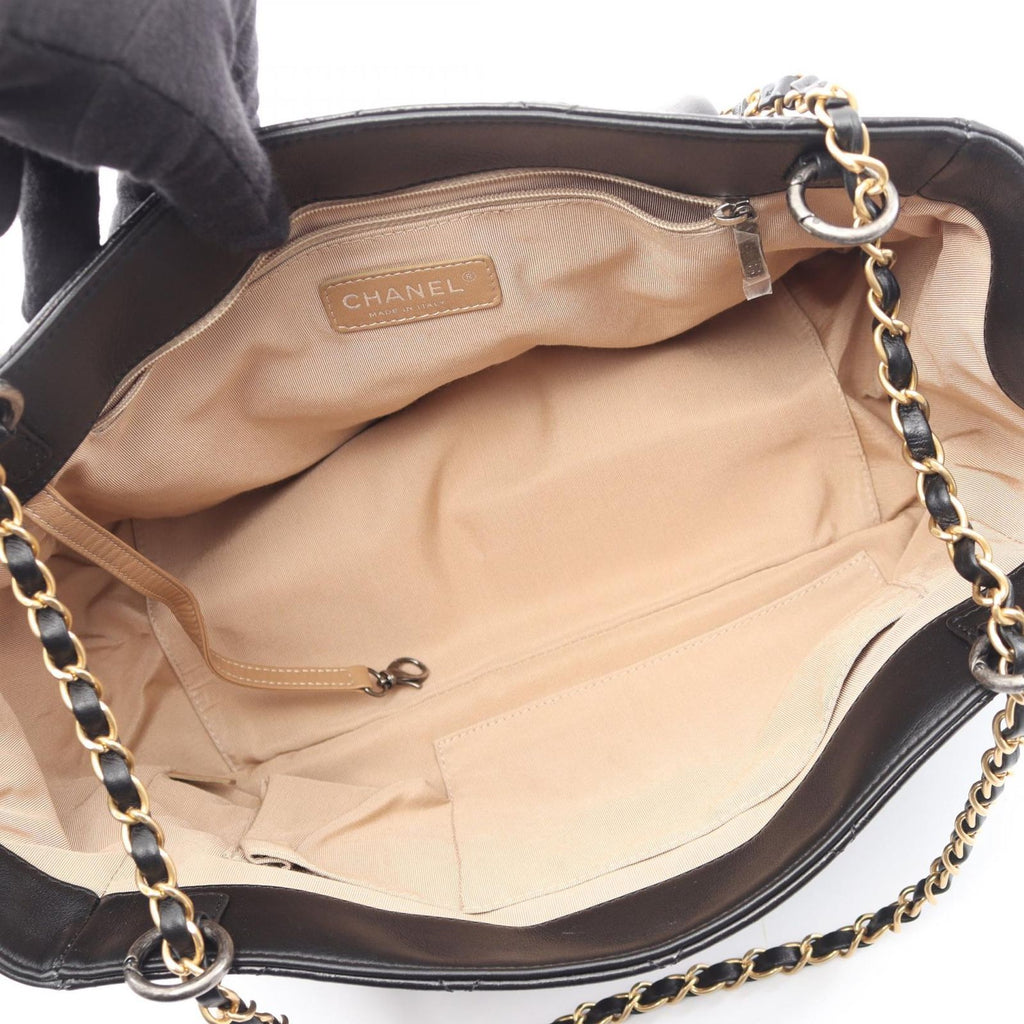 Chanel Shoulder Bag 2.55 Quilted Black Calfskin Lambskin Chain Tote — view 3