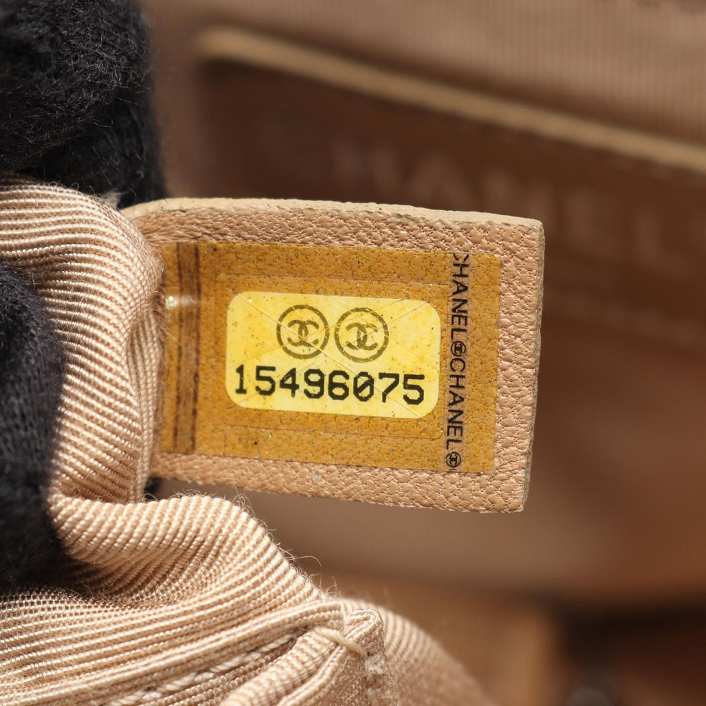 Chanel Shoulder Bag 2.55 Quilted Black Calfskin Lambskin Chain Tote — view 5