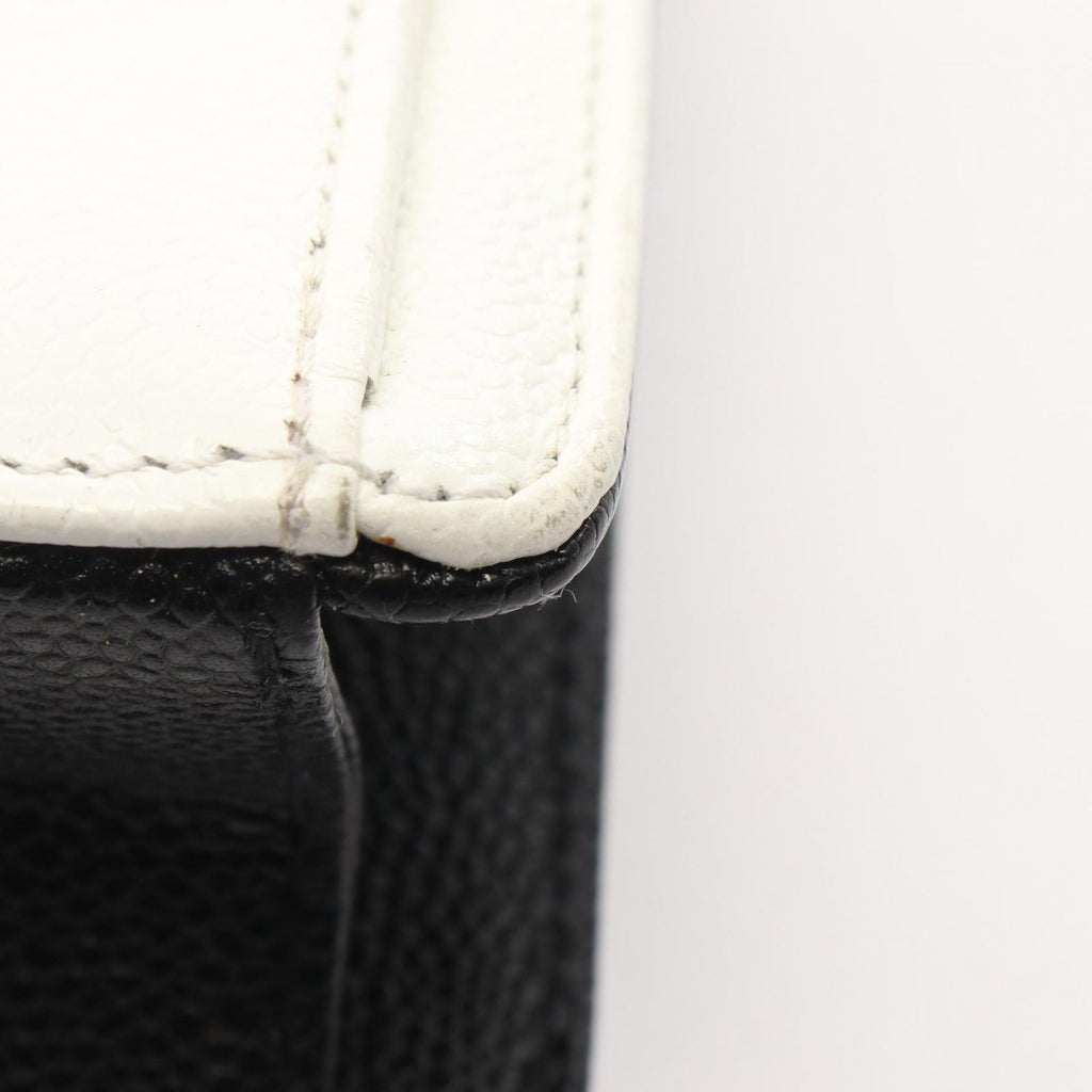 Chanel Tote Bag 2.55 White Black Caviar Leather — view 7