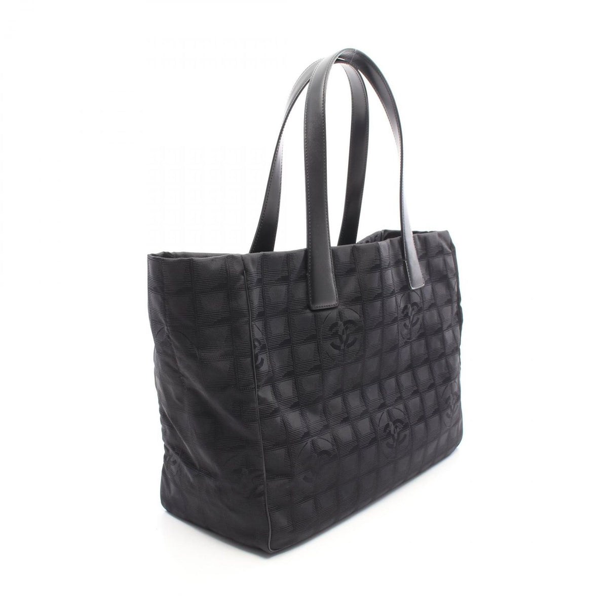 Chanel Tote Bag New Travel Line MM Black Leather MM — view 2