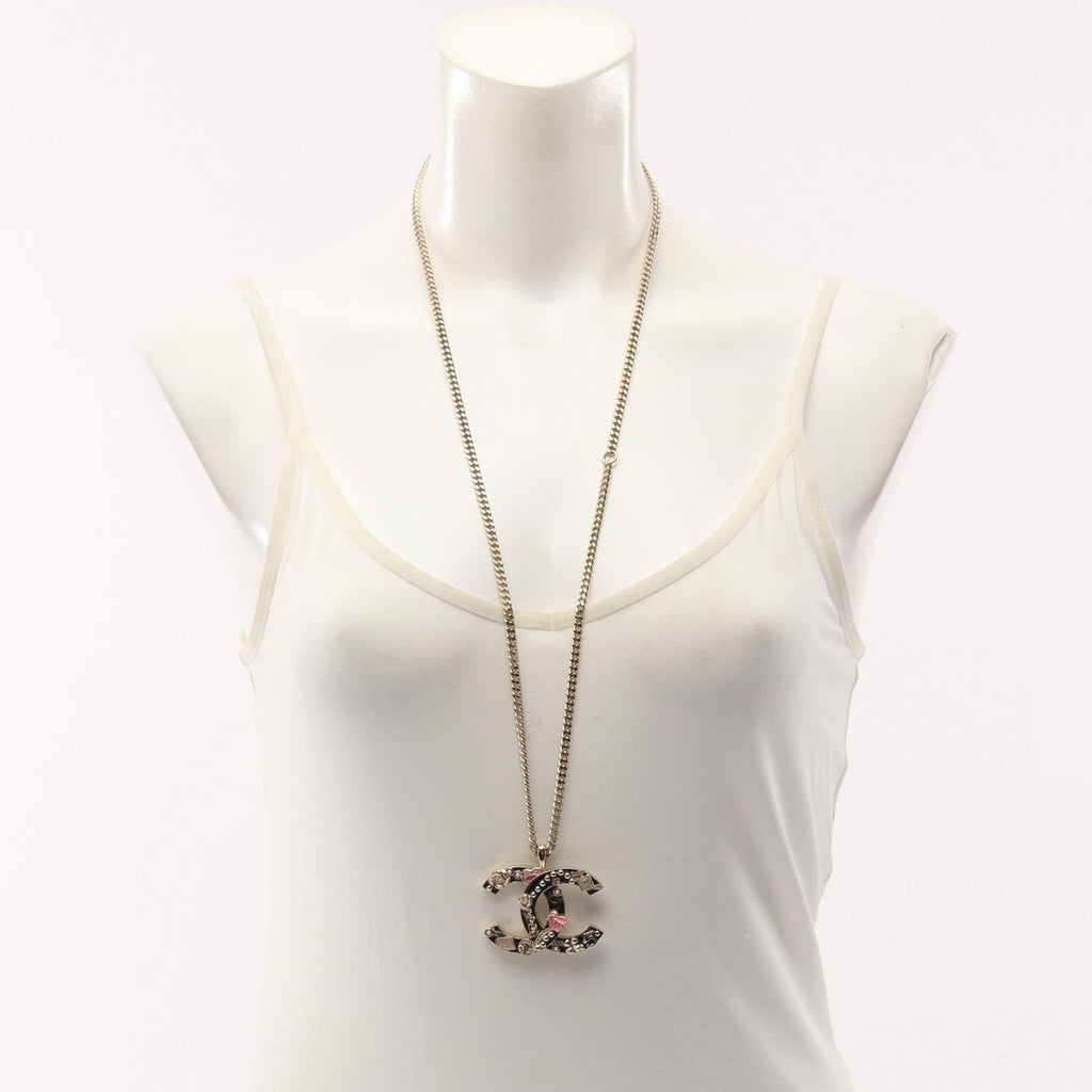 Chanel Necklace CC Logo Icon Motif — view 5