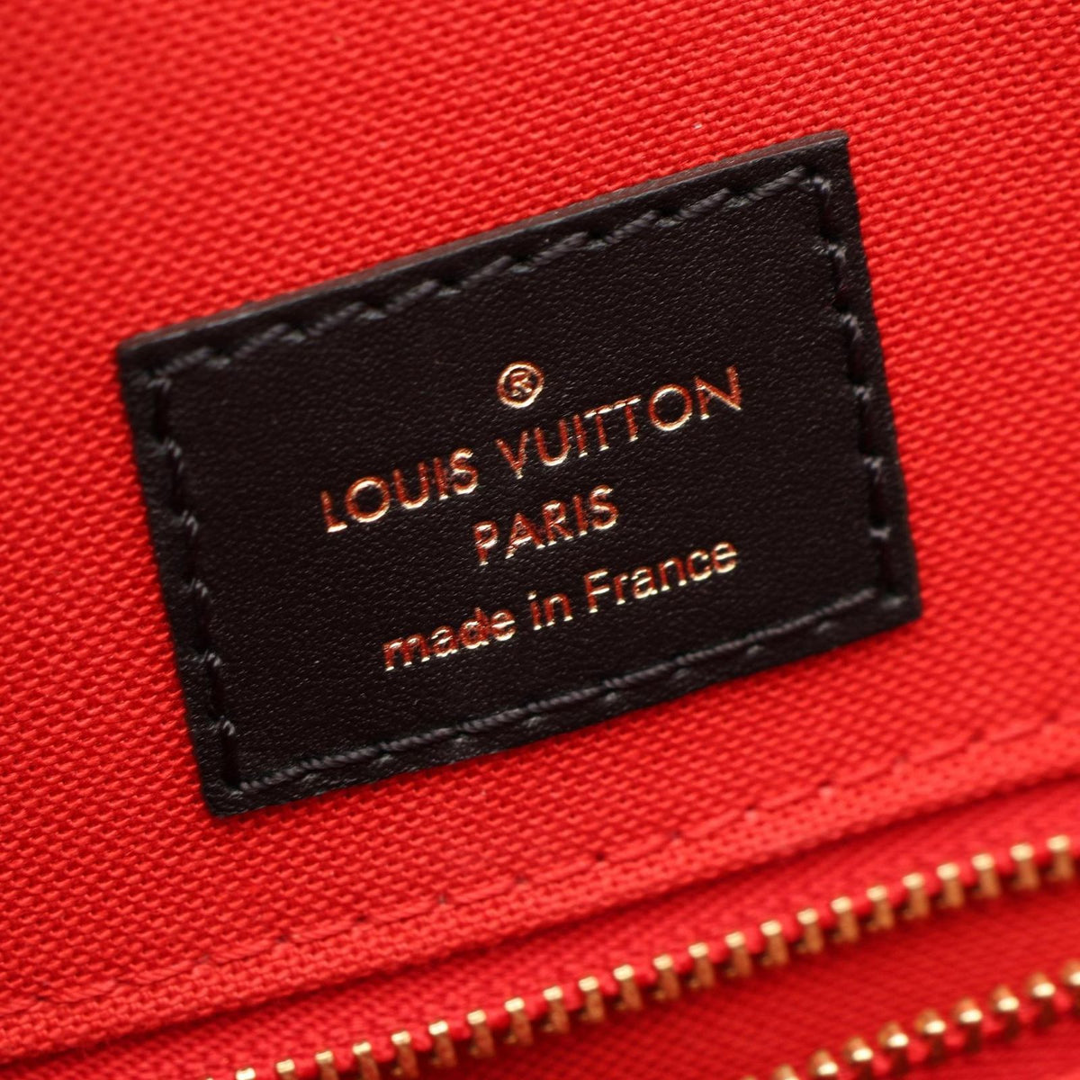 Louis Vuitton Shoulder Bag On The Go GM Monogram Giant Reverse Leather — view 4