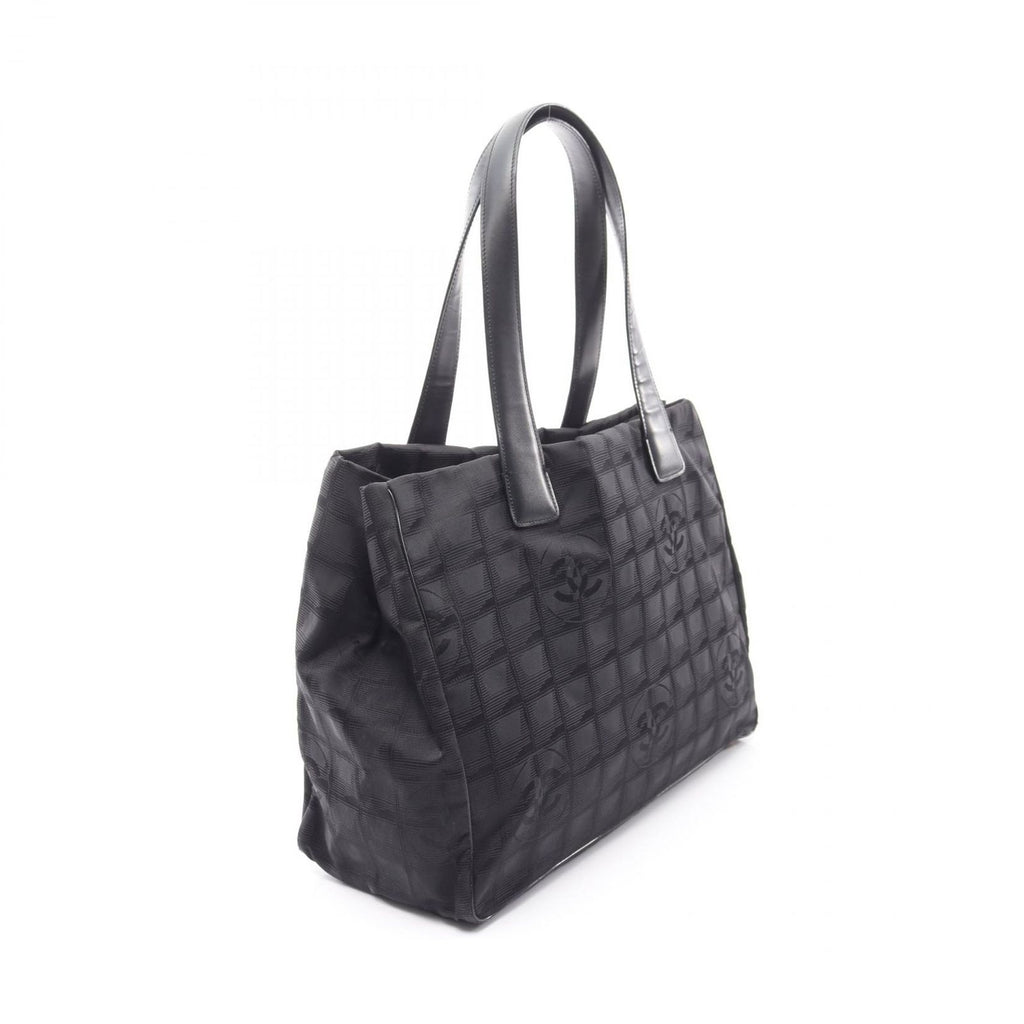 Chanel Tote Bag New Travel Line MM Black Leather MM — view 2