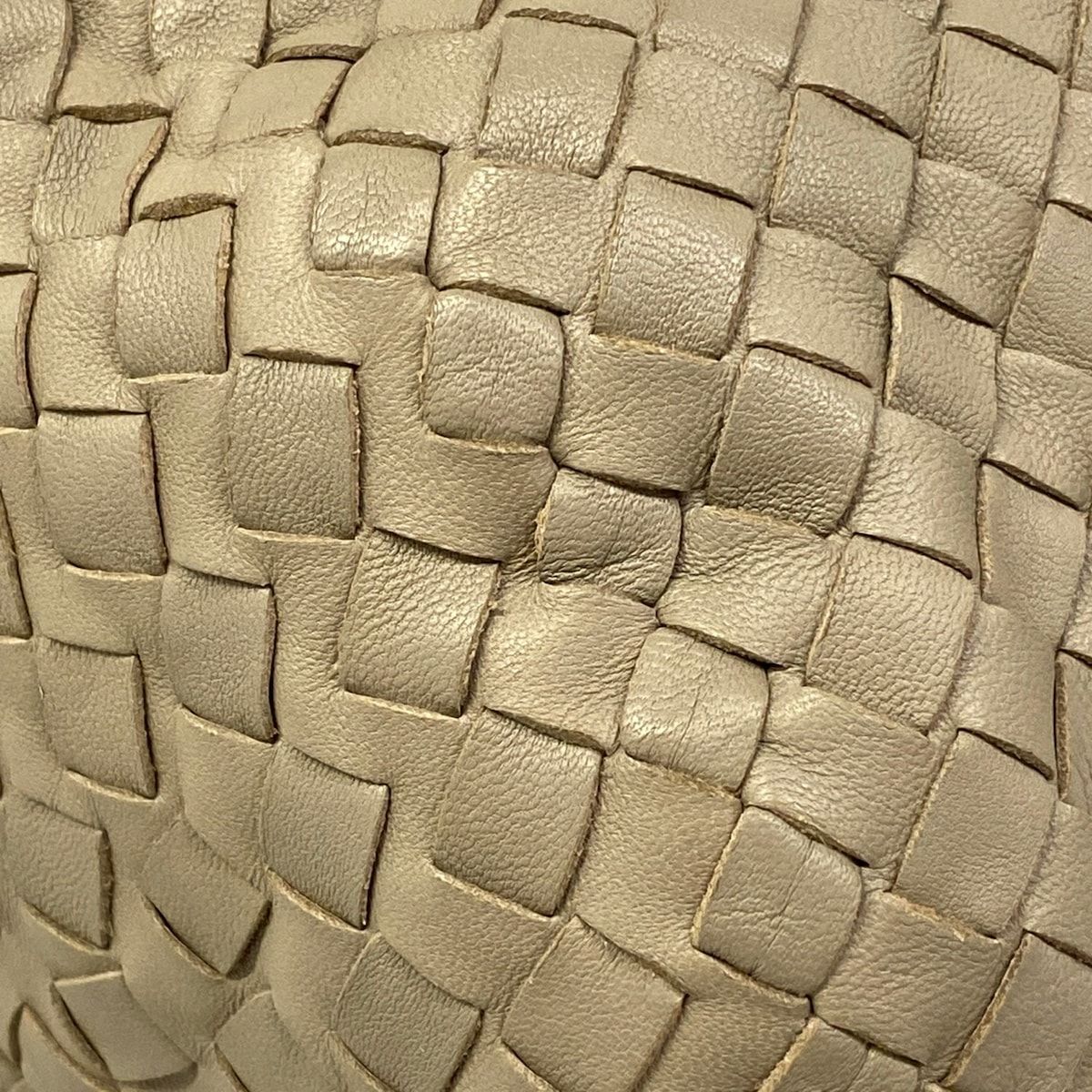 Bottega Veneta Shoulder Bag Intrecciato Greige Leather — view 6