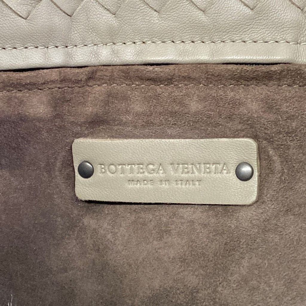 Bottega Veneta Shoulder Bag Intrecciato Greige Leather — view 8