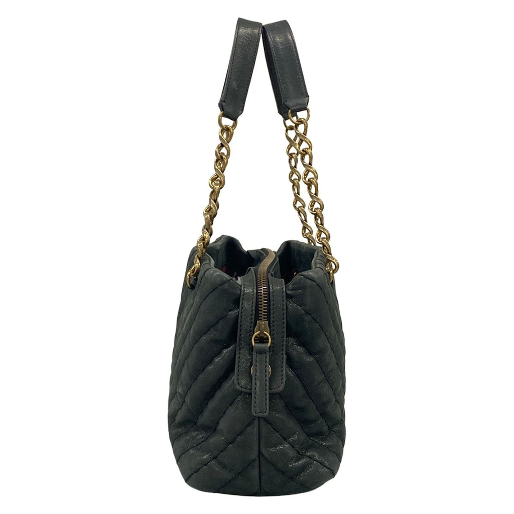 Chanel Tote Bag V-stitch Navy Chain Shoulder Vintage Gold Leather — view 4