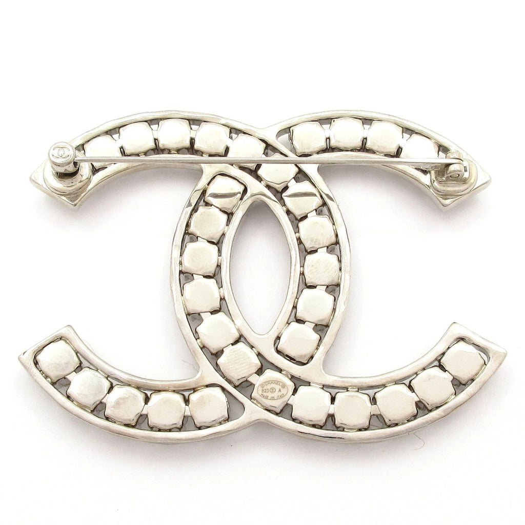 Chanel Brooch CC Logo Silver Clear — view 2