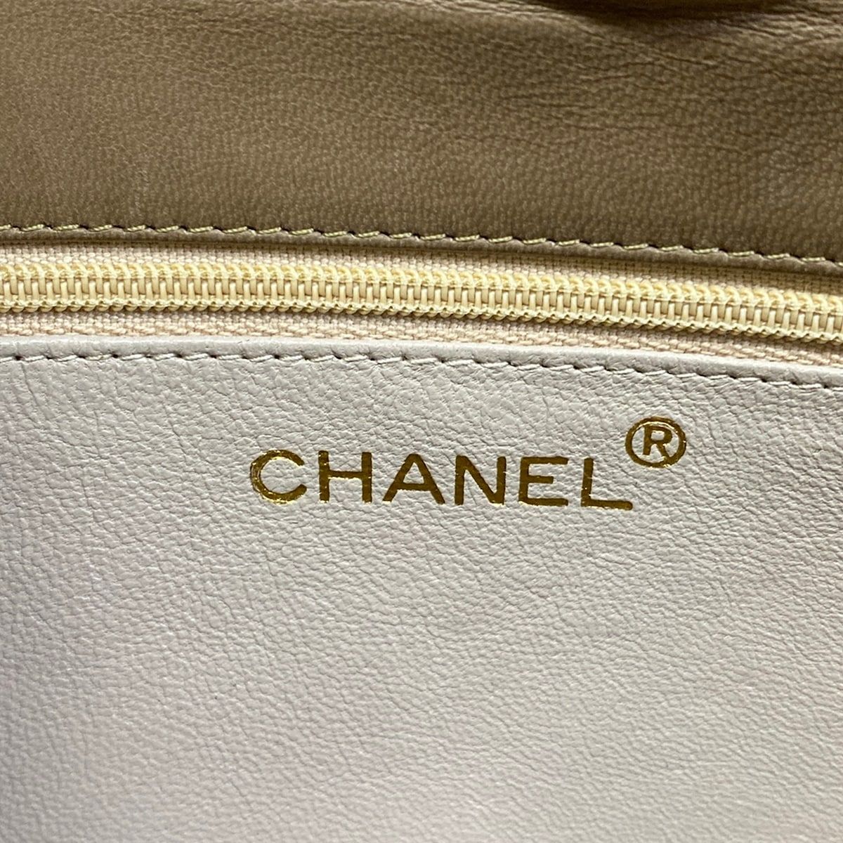 Chanel Shoulder Bag Quilted Beige Chain Gold CC Logo Lambskin — view 8
