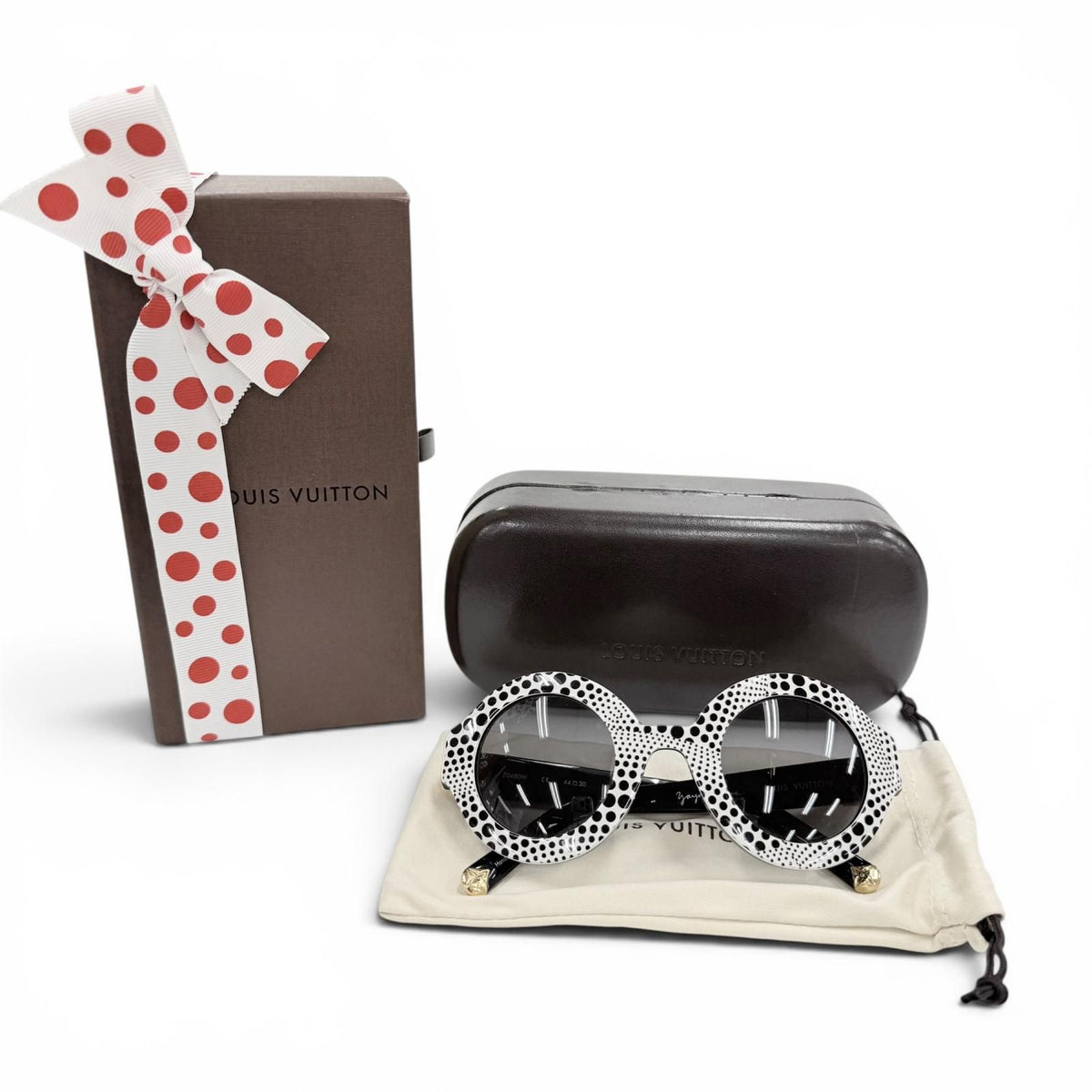 Louis Vuitton Vuitto Yayoi Kusama Way Blanc Dot Pattern Sunglasses 44 30 Demo — view 2