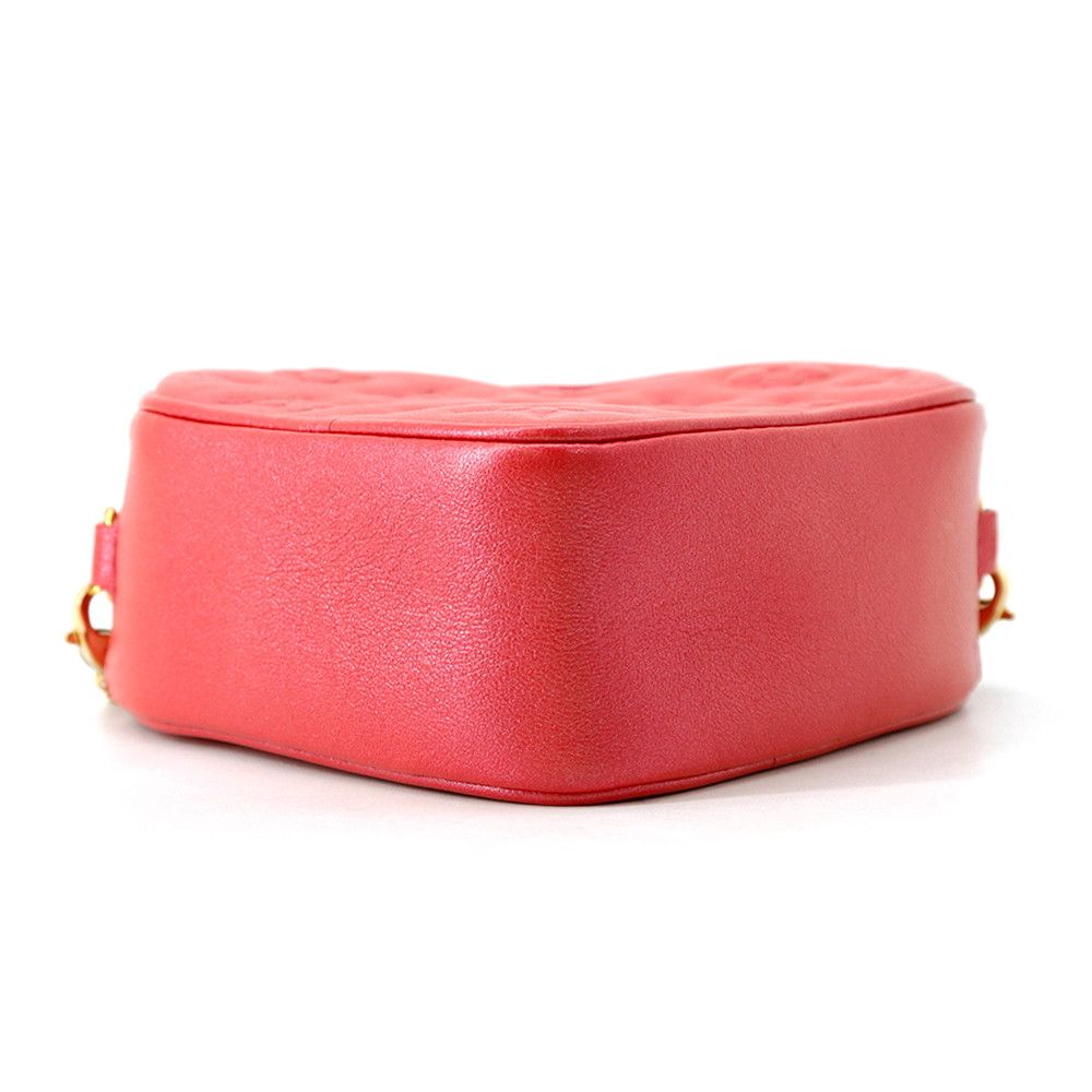 Louis Vuitton Chain Shoulder Bag Monogram Heart on Lambskin — view 3