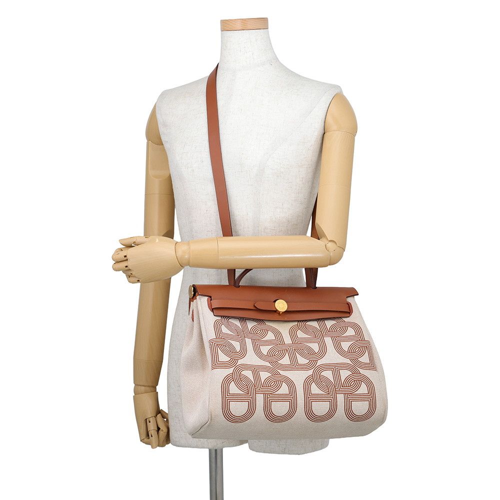 Hermes Herbag Zip PM Retourne Fauve Ecru Beige Gold Toile H Vache Hunter Handbag — view 4