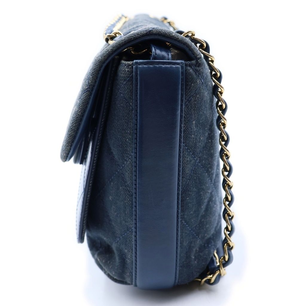 Chanel Quilted Denim Chain Shoulder Bag Indigo Blue Leather Gold — view 3