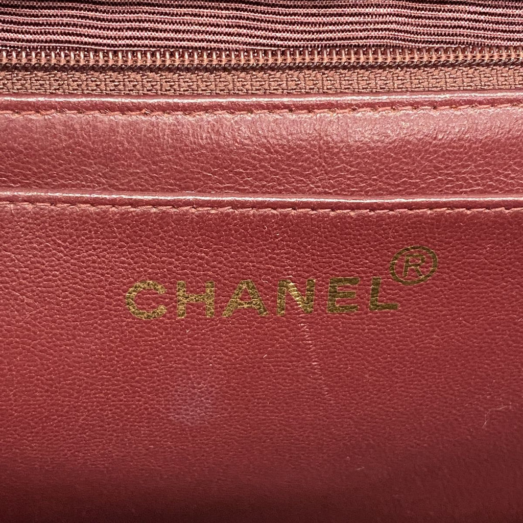Chanel Handbag Quilted Lambskin Black Gold — view 5