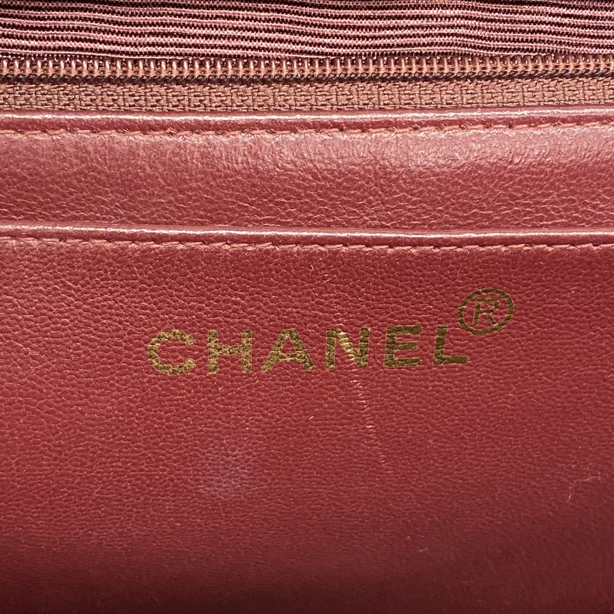 Chanel Handbag Quilted Lambskin Black Gold — view 5