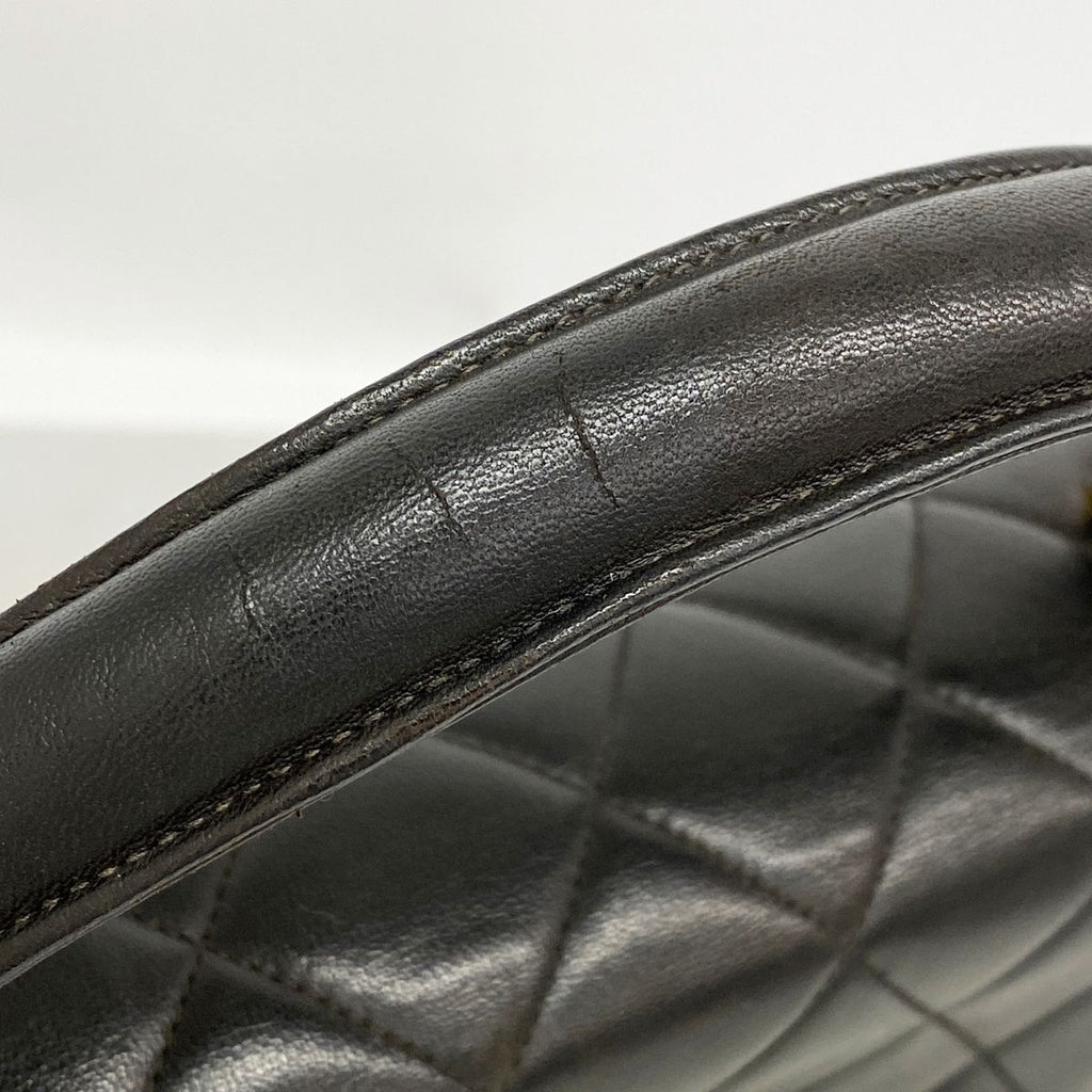 Chanel Handbag Quilted Lambskin Black Gold — view 8