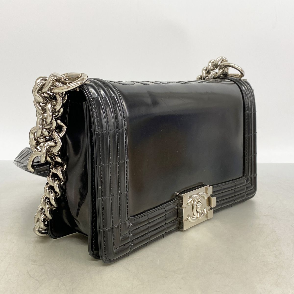 Chanel Shoulder Bag Boy Leather Black Silver — view 2