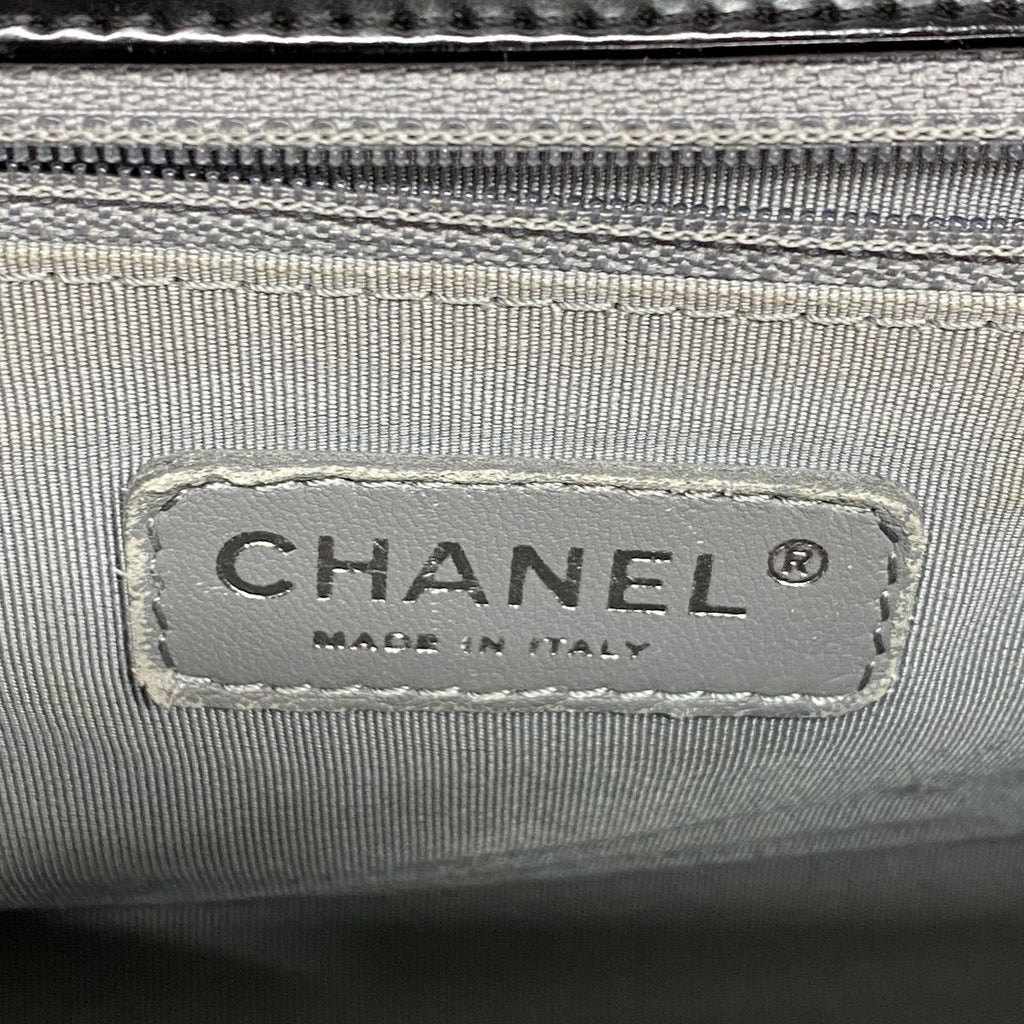 Chanel Shoulder Bag Boy Leather Black Silver — view 5