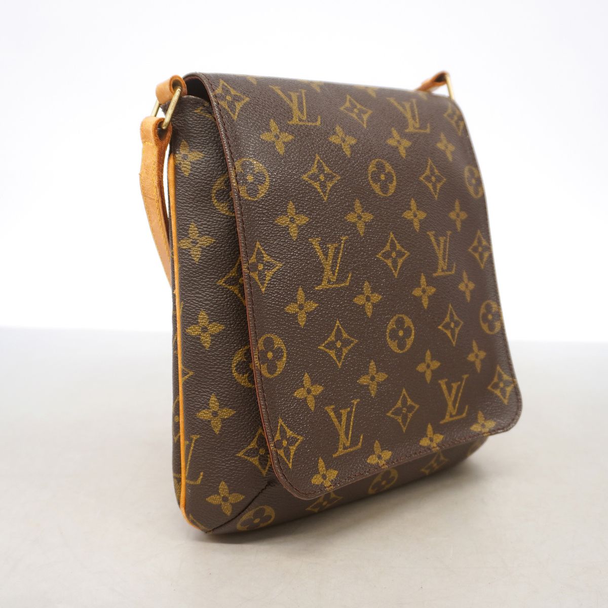 Louis Vuitton Shoulder Bag Monogram Musette Salsa Short Strap Brown — view 2