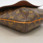 Louis Vuitton Shoulder Bag Monogram Musette Brown — view 6