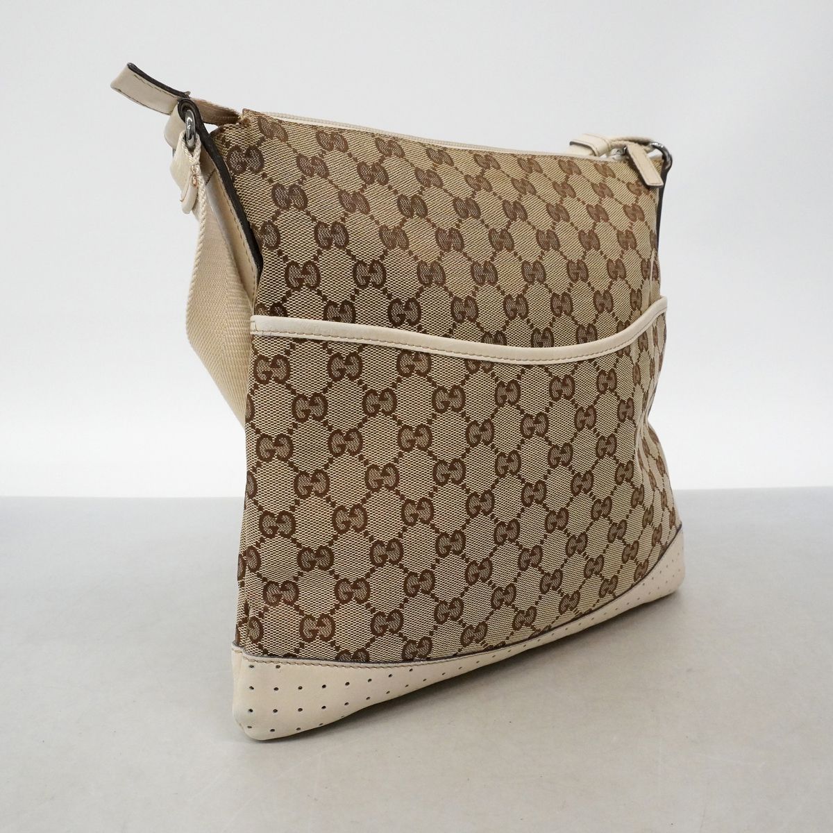 Gucci Shoulder Bag GG Canvas Beige Silver — view 2