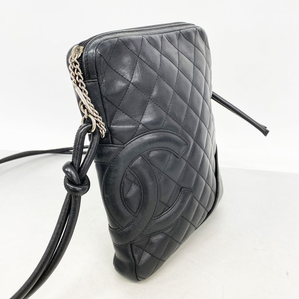Chanel Shoulder Bag Cambon Lambskin Black Silver — view 2