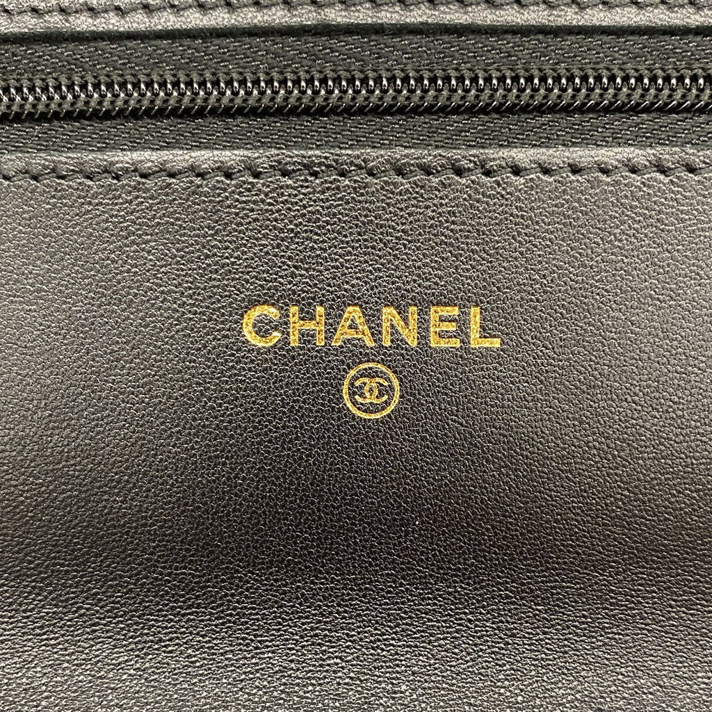 Chanel Wallet on Chain Quilted Lambskin Black Gold Shoulder Bag — view 5