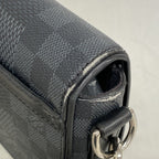 Louis Vuitton Shoulder Bag Damier Graphite 3D Studio Messenger Black Gray — view 6
