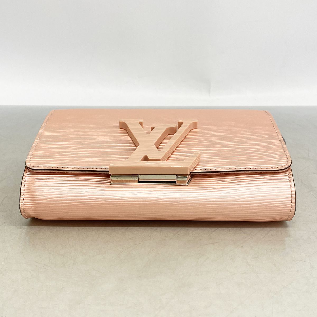 Louis Vuitton Shoulder Bag Epi Pochette Louise PM Rose Clair — view 3