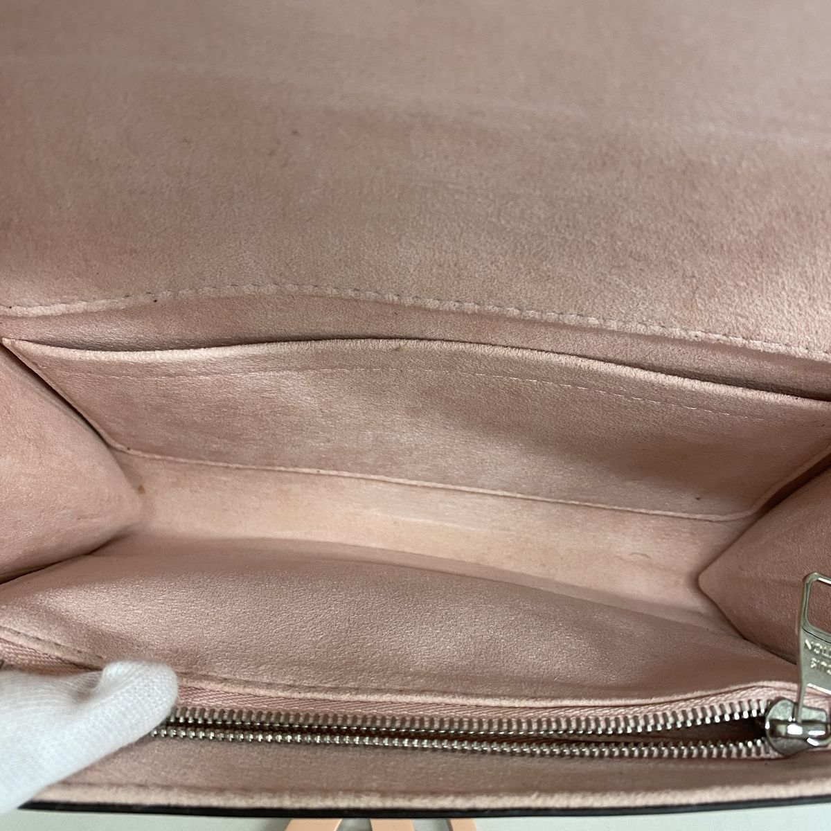 Louis Vuitton Shoulder Bag Epi Pochette Louise PM Rose Clair — view 4