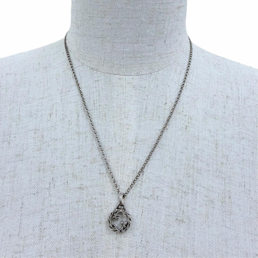 Gucci Interlocking G Arabesque Necklace Silver — view 2