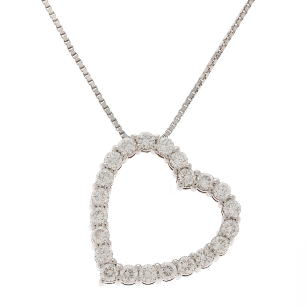Gucci Heart Motif NC WG D Necklace 18k White Gold 18k Diamond