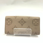 Louis Vuitton Mahina Multicles 4 Key Case Beige Key Holder — view 2