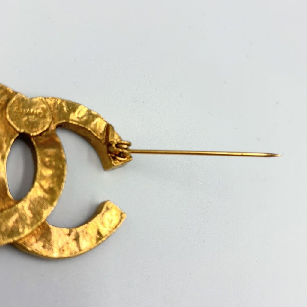 Chanel CC Logo Rhinestone Gold Brooch — view 6