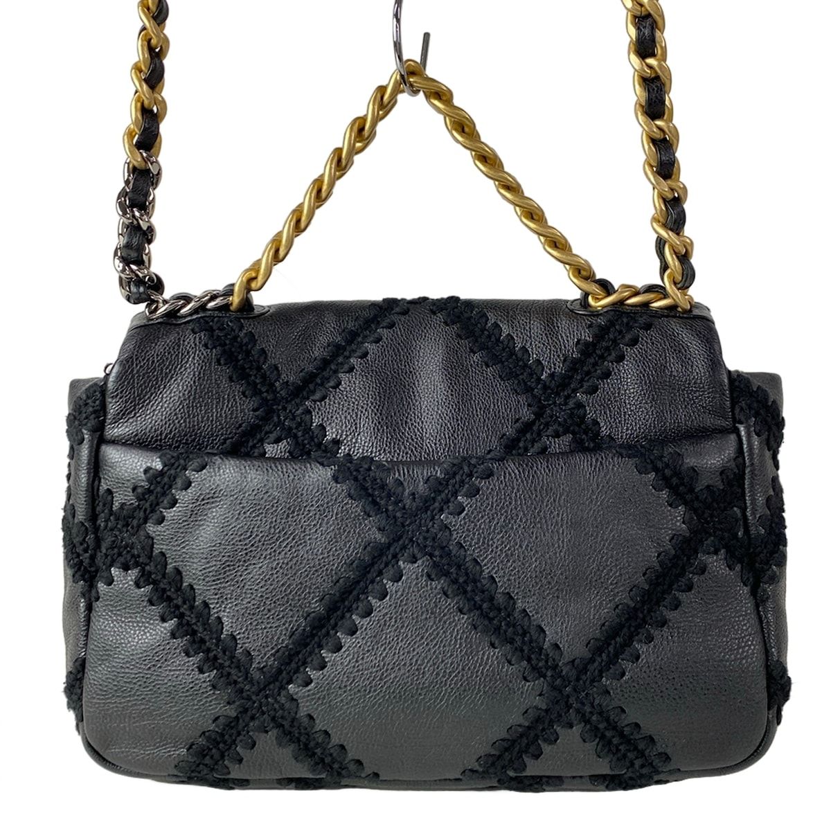 Chanel Shoulder Bag Chanel 19 Black 2-Way Chain Braided Stitch Leather — view 3