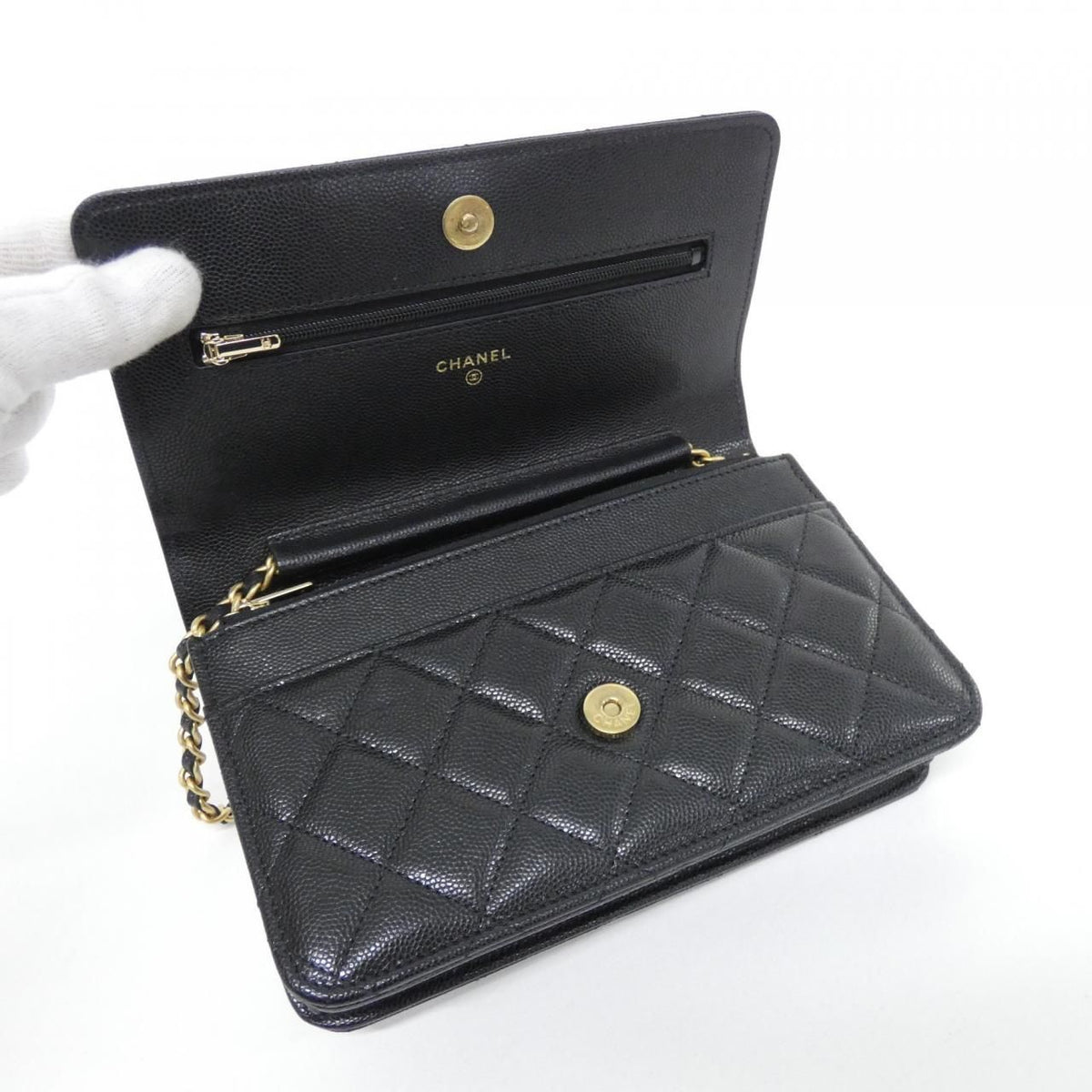 Chanel Chain Wallet Shoulder Bag — view 6
