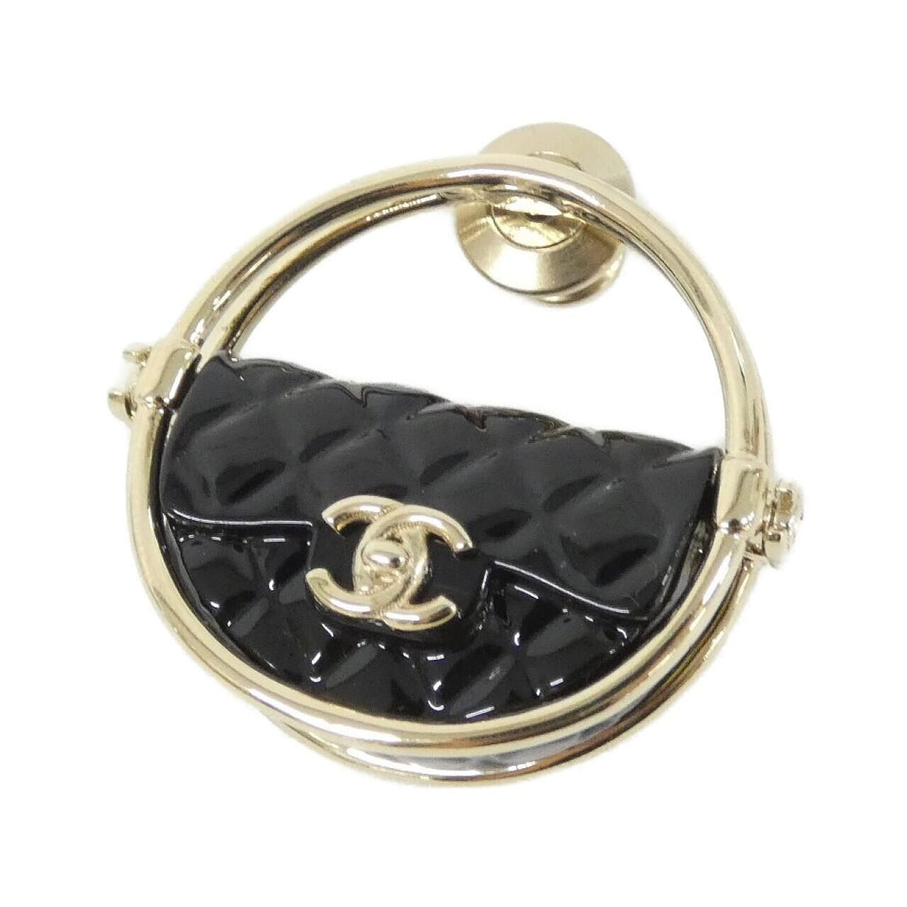 Chanel Pin Brooch Gold
