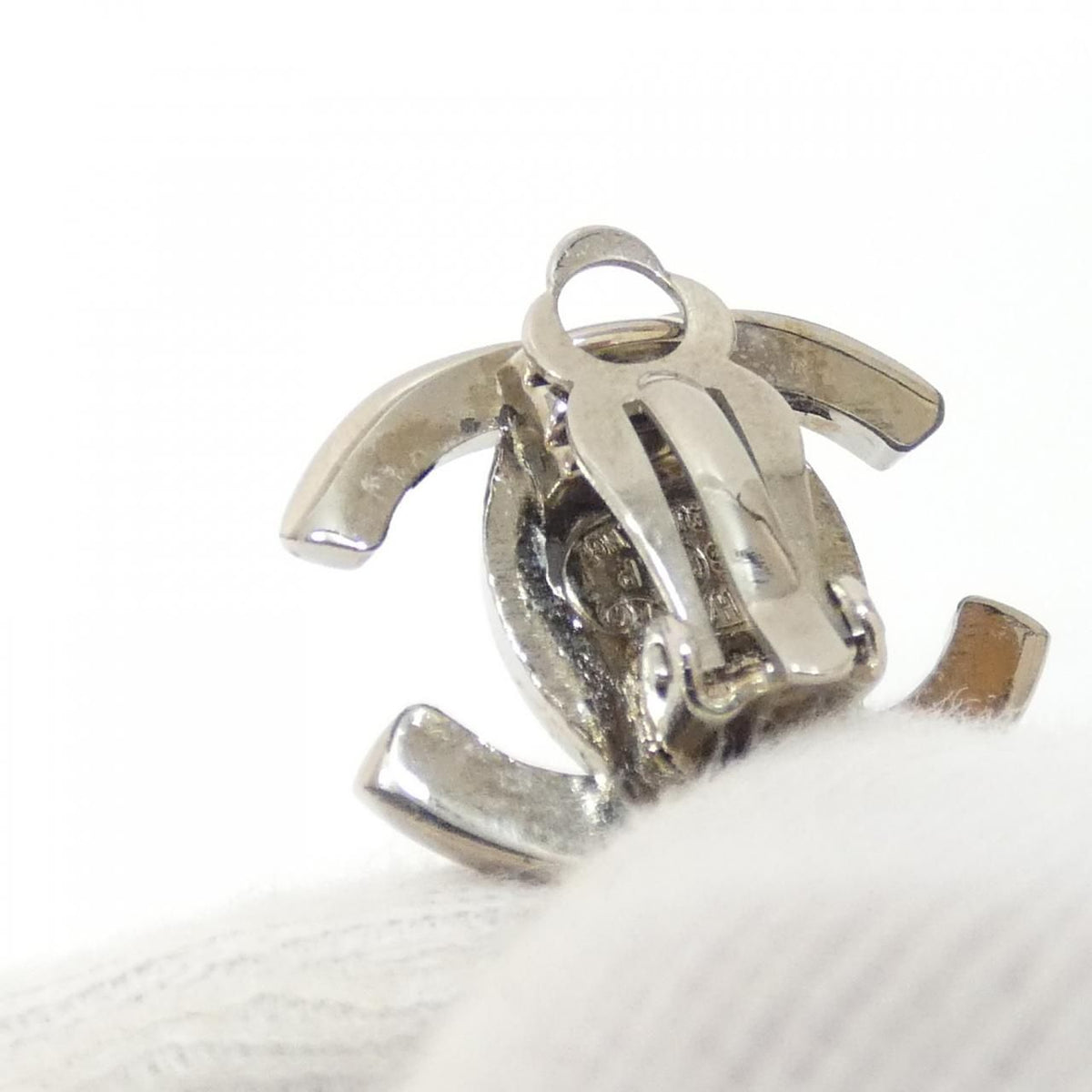 Chanel Vintage Earrings Silver — view 4