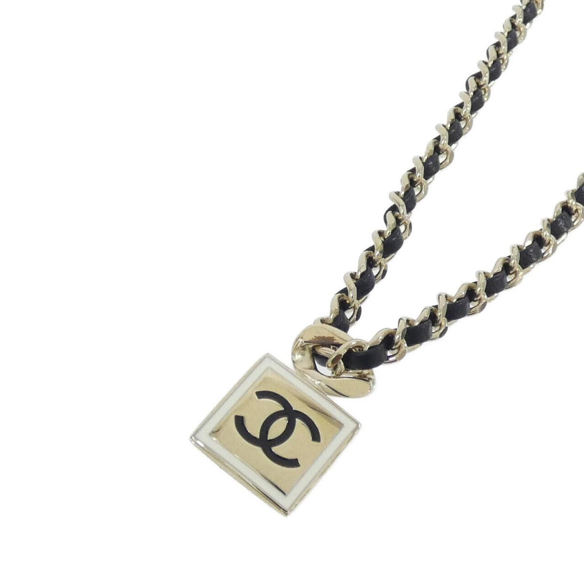 Chanel Necklace Gold