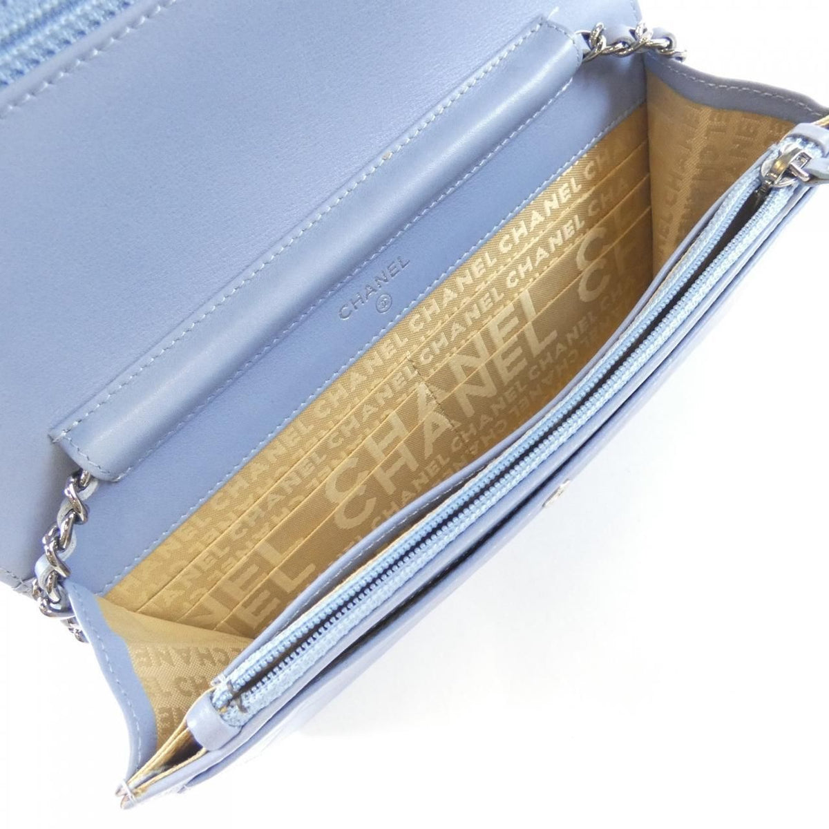 Chanel Chain Wallet Shoulder Bag — view 7