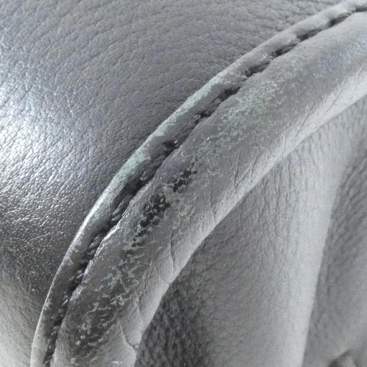 Loewe Amazona 28 Bag — view 4
