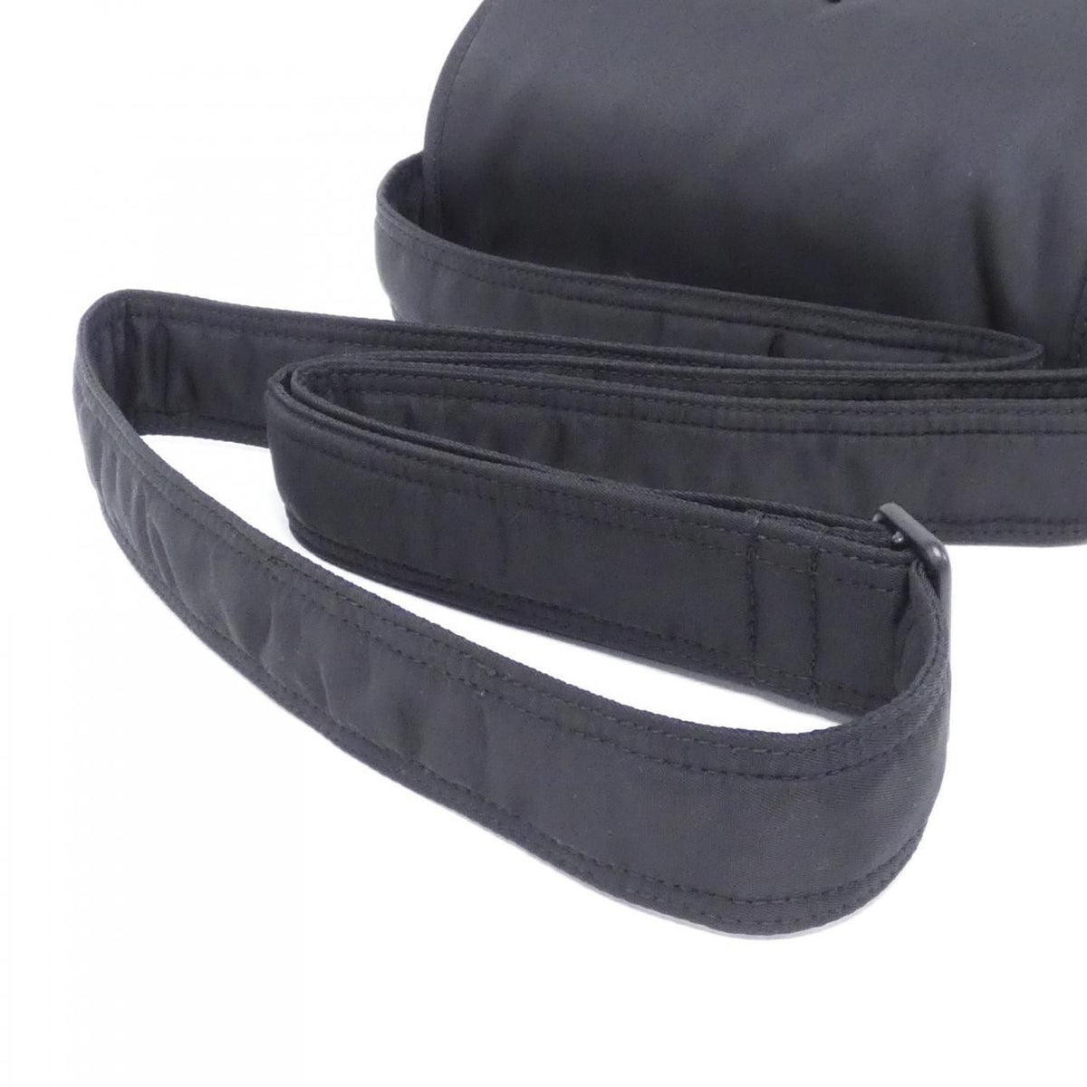 Saint Laurent Niki Fackh Shoulder Bag — view 5