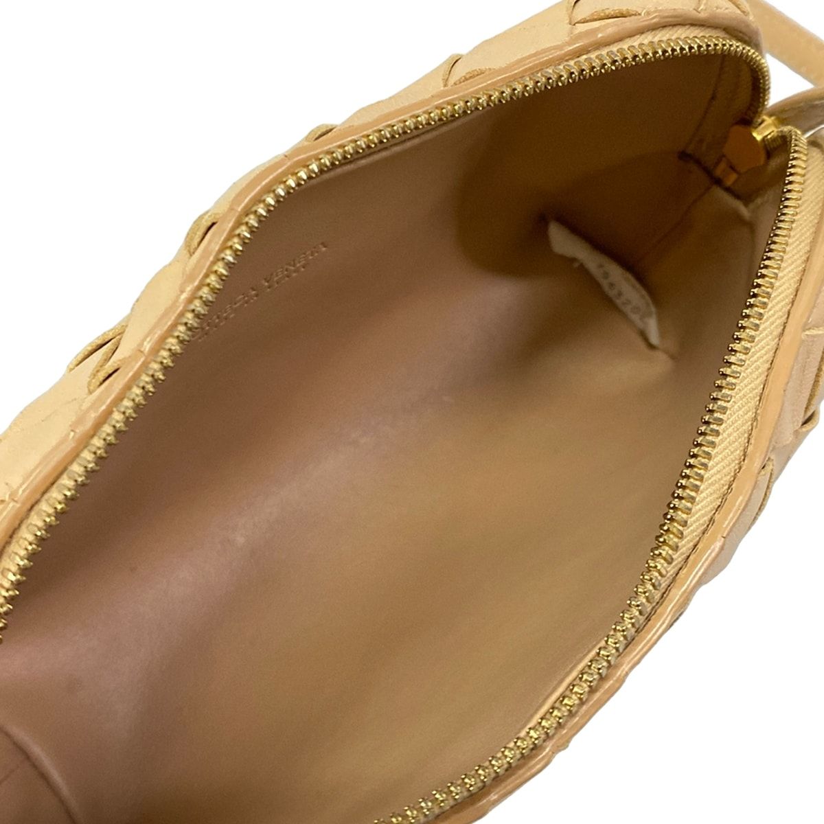 Bottega Veneta Shoulder Bag Intrecciato Beige Leather — view 7