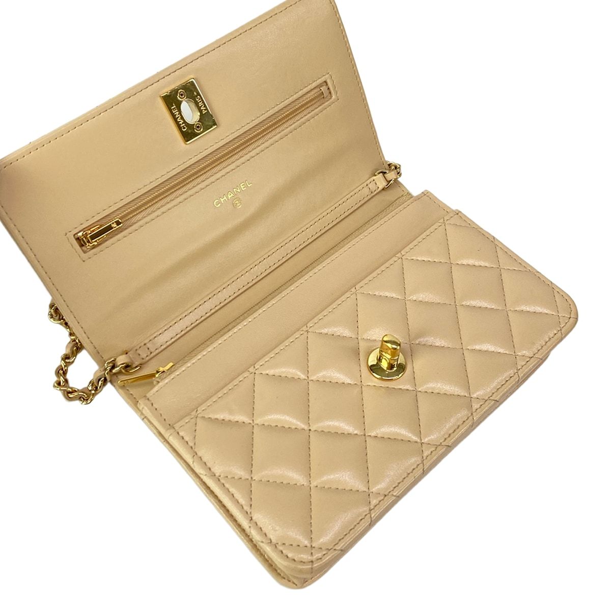Chanel Wallet Quilted Beige Chain Faux Pearl Gold Shoulder Bag — view 3