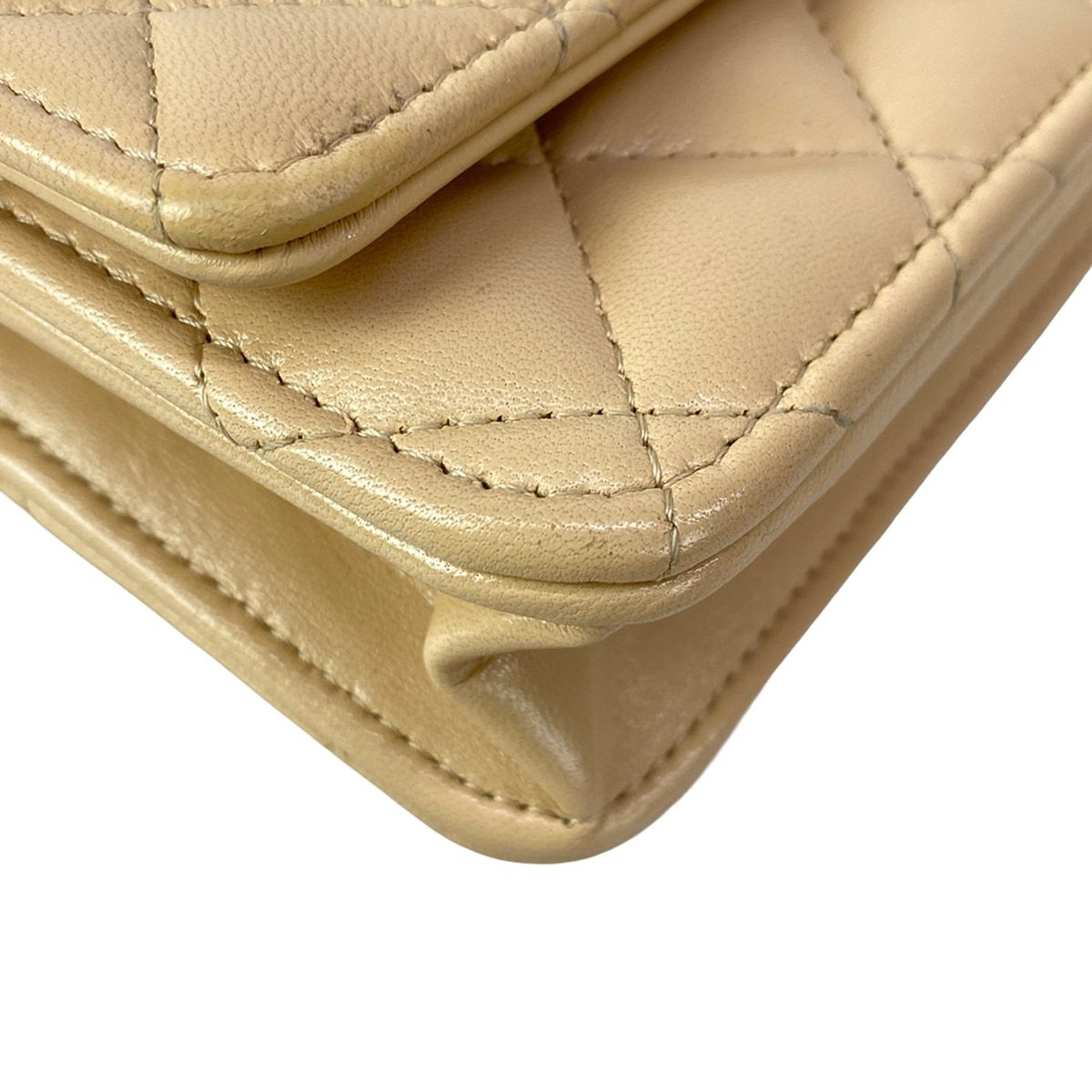Chanel Wallet Quilted Beige Chain Faux Pearl Gold Shoulder Bag — view 7