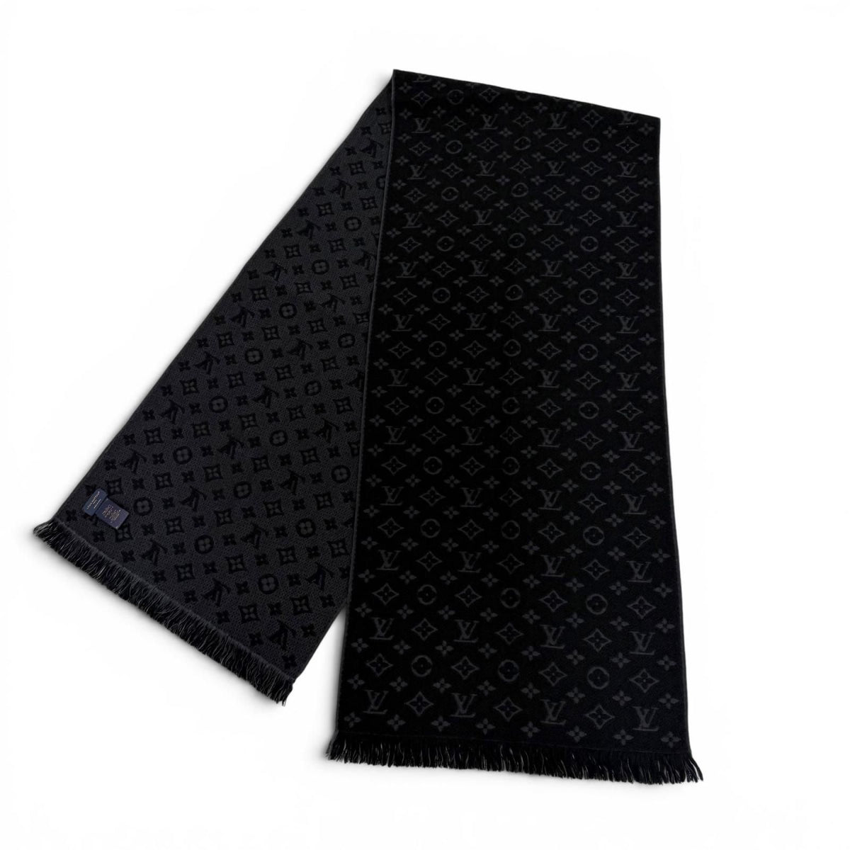 Louis Vuitton Echarpe Monogram Classic Wool 100% Fringe Scarf — view 4