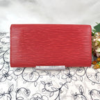 Louis Vuitton Epi Line Portefeuille Sarah Wallet — view 3