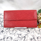 Louis Vuitton Epi Line Portefeuille Sarah Wallet — view 2