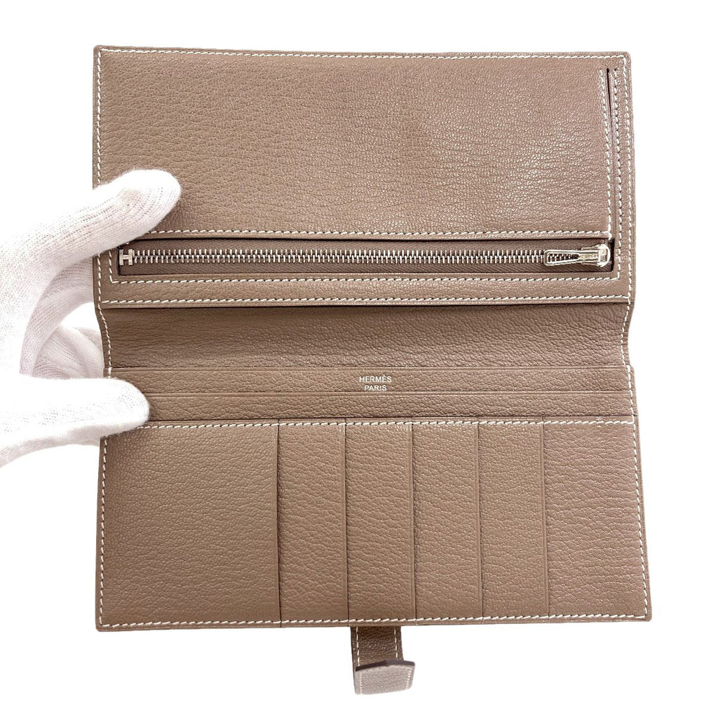 Hermes Bearn Soufflet Etaupe Silver Wallet Chevre — view 4