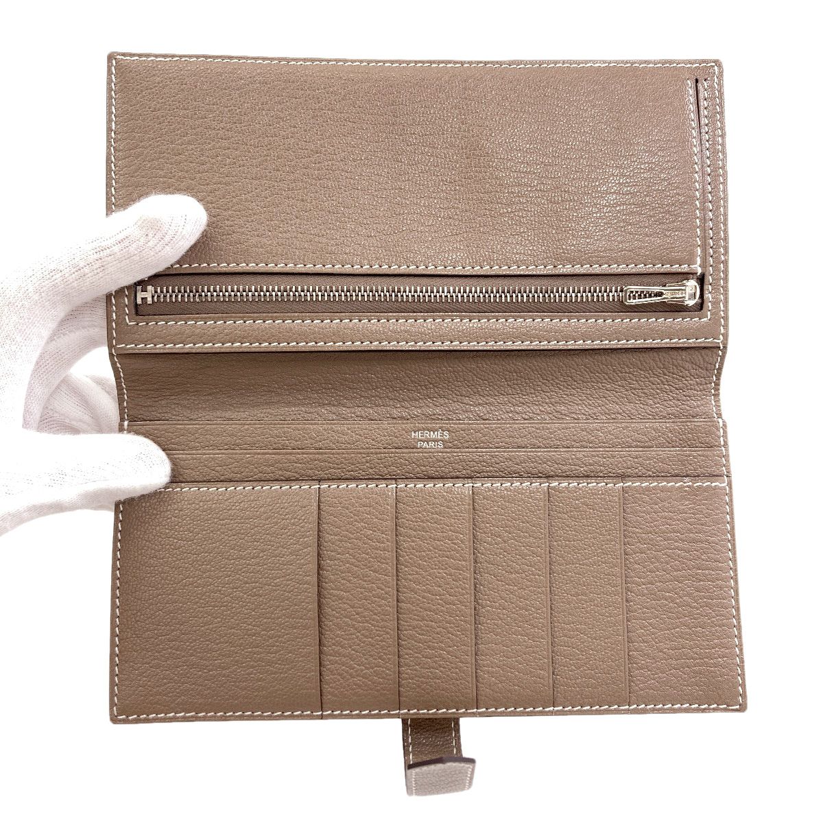 Hermes Bearn Soufflet Etaupe Silver Wallet Chevre — view 4